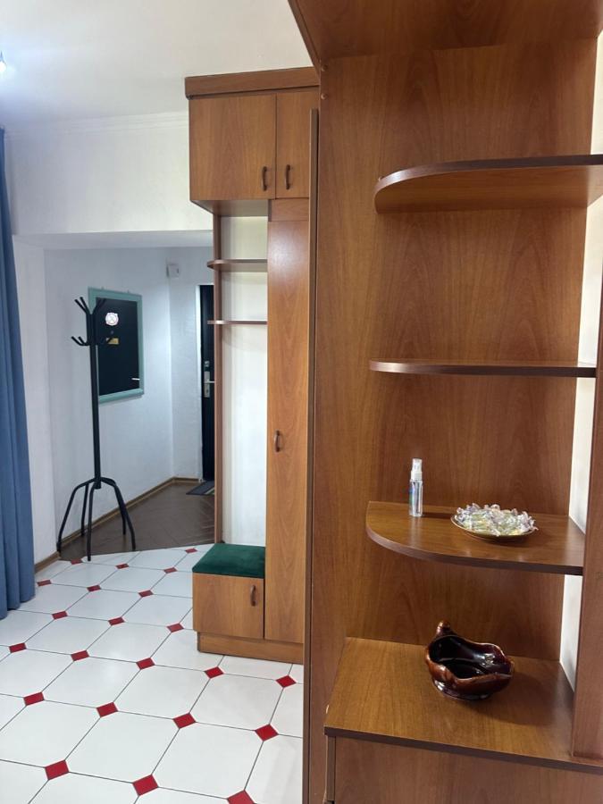 Apart 13 Almaty Bagian luar foto