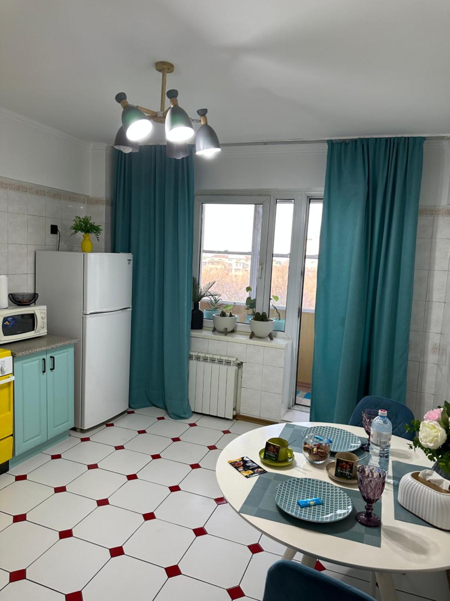 Apart 13 Almaty Bagian luar foto